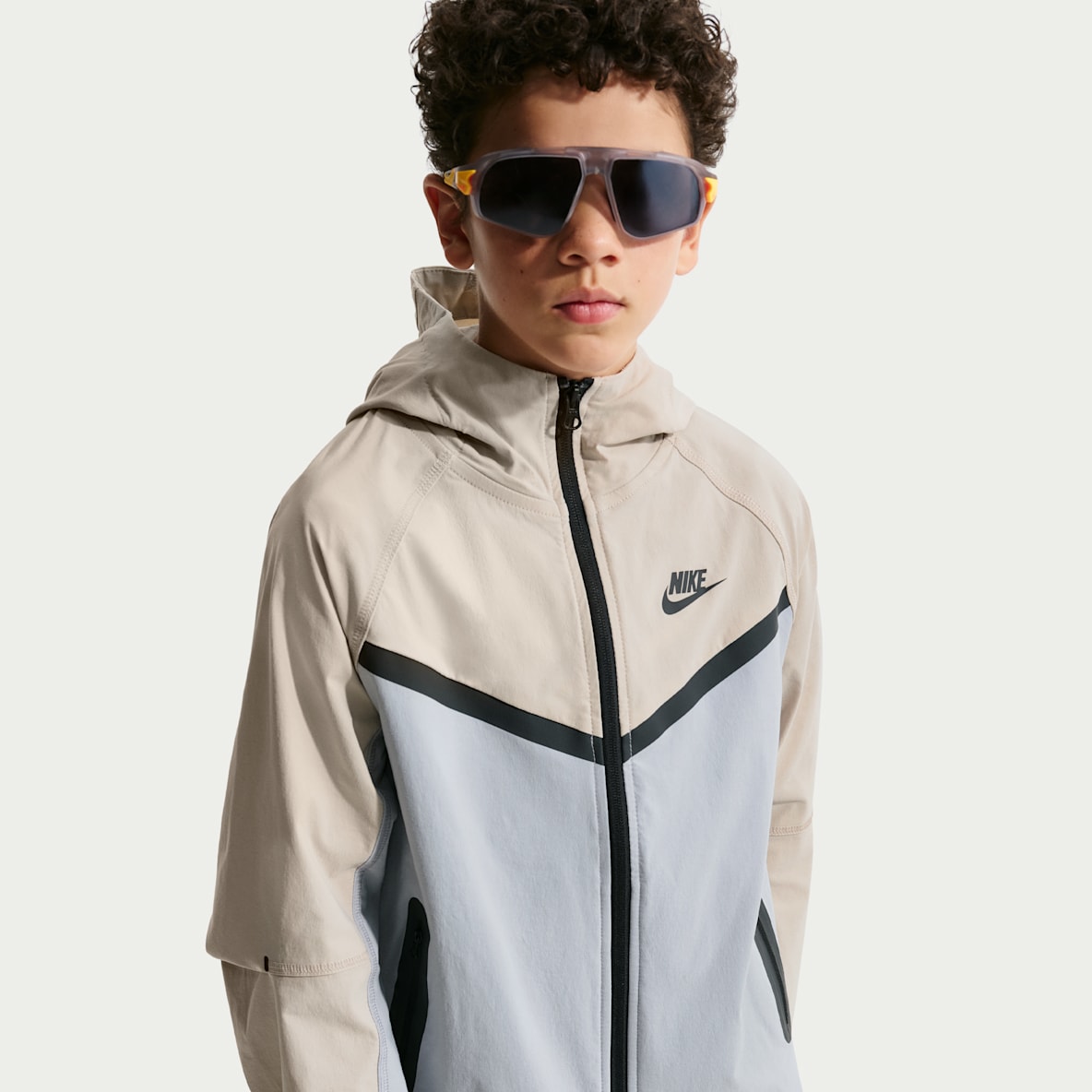 NIKE 反射テック　キッズs 即買い⭕️ 大人もOK【Nike】テックフリース 反射リフレクター フーディ (Nike